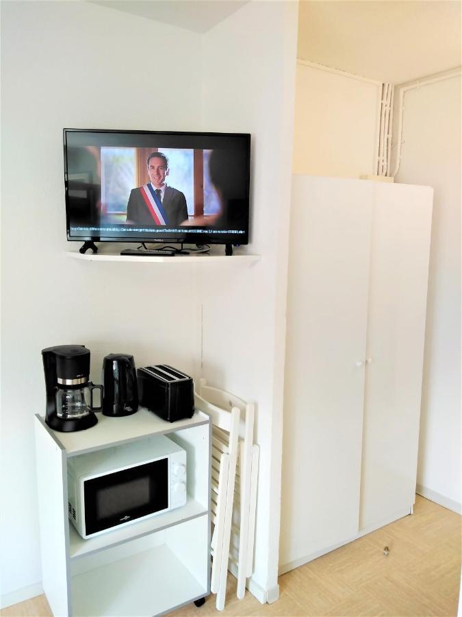 Le Petit Aurouze Apartment เลอเดโวลุย ภายนอก รูปภาพ